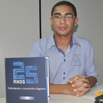 Aluno de Ciências Sociais é destaque no livro de 25 anos do Procon/AL
