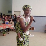Exemplo de persistência: estudante moçambicana veio ao Brasil para se tornar pedagoga musical