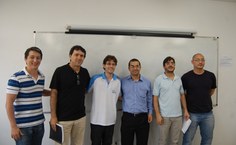 Olavo [ao centro, de farda] com seus orientadores e professores avaliadores