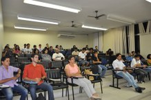 Foram discutidos os temas mobilidade urbana, a nova ordem mundial e investimentos educacionais.