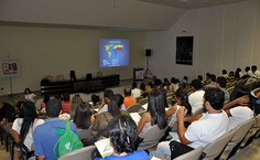 Estudantes prestigiaram a solenidade de abertura da 7ª Semana de Letras