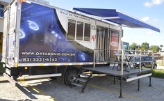 Participantes puderam conhecer laboratório de  capitação de dados móvel