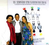 Arisia Barros, coordenadora Geral do Instituto Raízes de África; Alexandra Loras, Consulesa da França e Juliana Alves, aluna Especial do Doutorado em Educação da Ufal