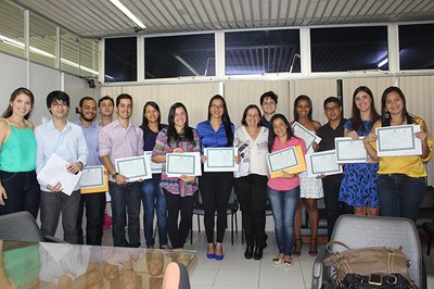 Turma de formando se prepara para a pís-graduação