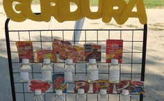 Tabela mostrava os índices de gorduras e calorias em alimentos industrializados