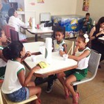 Médicos residentes da Ufal realizam consulta oftalmológica em escola municipal