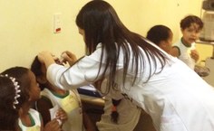 Crianças foram examinadas pelos residentes