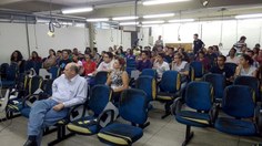 Estudantes e professores do IQB lotaram o auditório para debater sobre estágio
