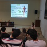 Estudantes da área de Saúde debatem sobre drogas