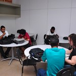 Sala de Leitura de Filosofia recebe doações para fazer Biblioteca Setorial