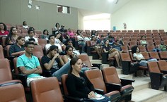 Bolsistas foram recebidos em dois turnos