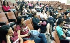 Novos bolsistas acompanharam as orientações