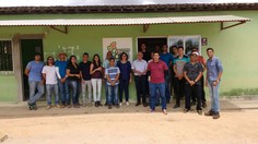 Grupo na unidade da Cooperagro