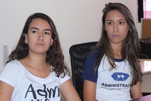 Lizandra Araújo e Larissa Oliveira, alunas do terceiro período de Administração do Campus Arapiraca, integram o grupo