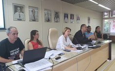 Reitora e vice explicam a situação