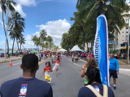 Maratoninha do Papai Noel tem participação de alunos da Ufal