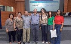 Professor da USP com professores e alunos da Ufal