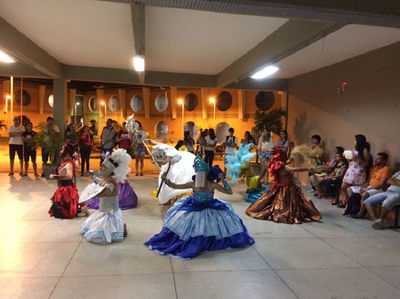 Grupo Abi Axé Egbé em apresentação no Campus do Sertão