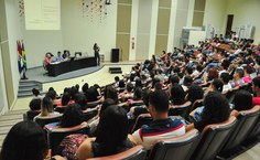 Estudantes devem ficar atentos aos critérios de permanência nas bolsas