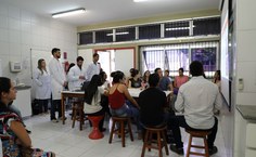Estudantes de Nutrição participaram da capacitação de merendeiros da rede municipal de ensino