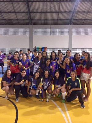 Equipe feminina do curso de Química foi a campeã