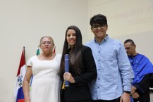 Formandos receberam o diploma na última quarta-feira (18). Foto: Blenda Machado