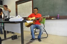 Música_é_utilizada_para_descontrair_e_deixar_estudantes_à_vontade_em_curso_sobre_qualidade_de_vida_acadêmica.JPG.jpg