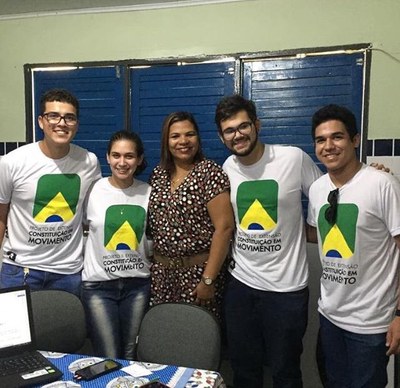 Membros do projeto Constituição em Movimento