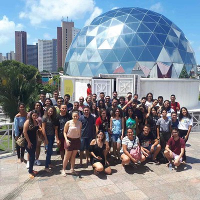 Estudantes da Ufal durante visita realizada pelo projeto