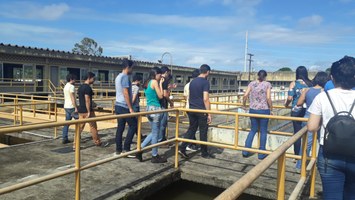 Estudantes do Ctec fazem visita técnica ao Sistema Pratagy