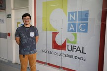 Leonardo Costa, do projeto Mobi Ufal, uma rede de voluntários que se articulam por meio de um grupo no aplicativo de mensagens WhatsApp