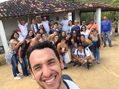 Turma de Nutrição responsável pela pesquisa