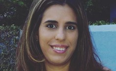 Raquel do Monte, coordenadora do curso de Jornalismo, comemora sucesso do mutirão