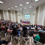Auditório da Ufal ficou lotado para a entrega das medalhas da OBMEP aos estudantes