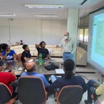 Reitor da Ufal recebe estudantes para debater os cortes no orçamento