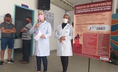 Alunas de Serviço Social fazem trabalho de conscientização com pacientes e frequentadores do HE