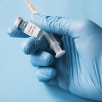Estudantes de Medicina pesquisam sobre efeitos das vacinas contra a covid-19
