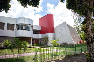 Prédio do LCCV, localizado próximo ao Centro de Tecnologia, no Campus A.C. Simões