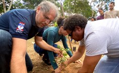 Plantio mudas em Arapiraca - Calourada