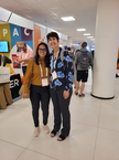 Maria Célia no evento com a química analítica que sempre a inspirou, Laura McConnell