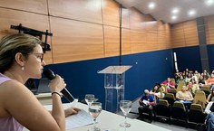 Faculdade de Serviço Social promove debate entre profissionais e estudantes