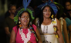 Mulheres indígenas encantam público com músicas tradicionais no Femupe