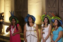 Mulheres indígenas encantam público com músicas tradicionais no Femupe