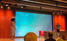 Jeane no momento da premiação