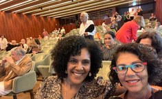 Jeane Amaral e Lenira Haddad, no dia da entrega do Prêmio
