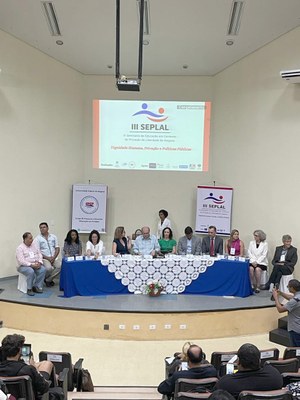 Mesa de abertura do Seminário de Educação em Contexto de Privação de Liberdade