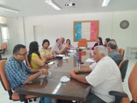 Reunião no gabinete da Reitoria abordou a questão de bolsas para estudantes em situação de vulnerabilidade socieconômica