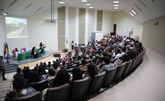 Apresentação cultural com a professora Débora Borges no violino e Mário Salles no violão