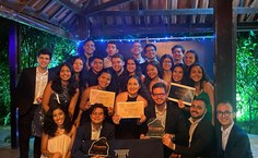 Equipe da Legis, EJ do curso de Direito, celebra premiações em evento da Fejea (Foto: Acervo Pessoal)