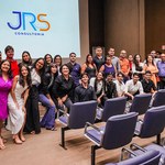 Cerimônia de posse da nova gestão da JRS marca 30 anos de empresa